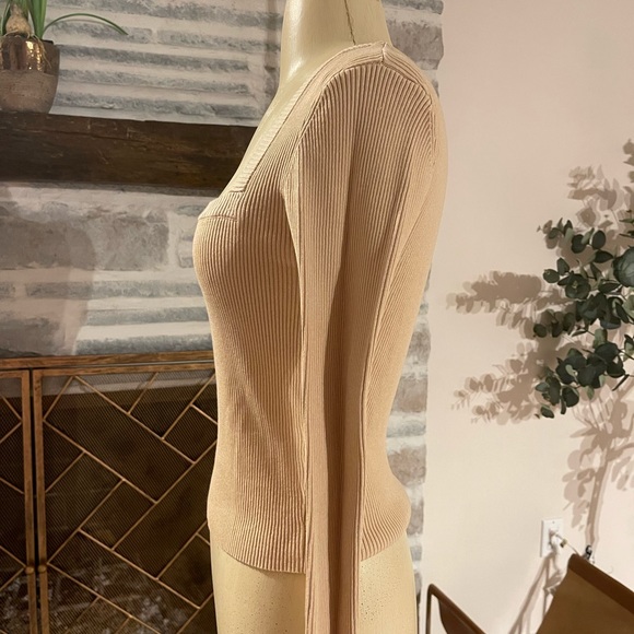 Perfect beige tan ribbed square neck sweater from Zara - Picture 3 of 5